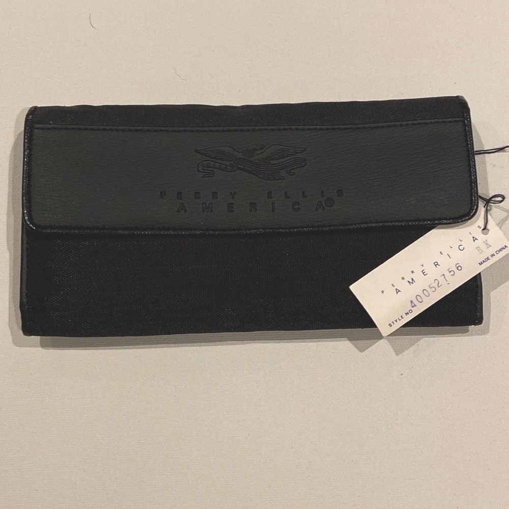 America Perry Ellis black wallet, 40052756BK